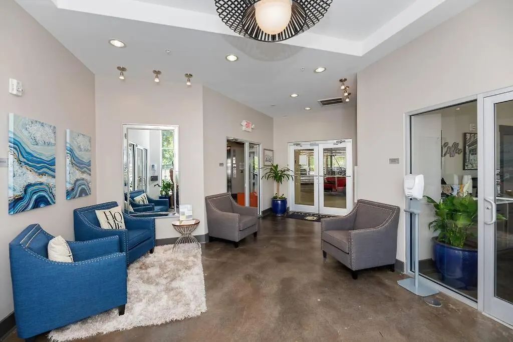 Uptown, Pool, Wine, Restaurants, Bofa Stadium_307 Σάρλοτ 0*,  Ηνωμένες Πολιτείες της Αμερικής